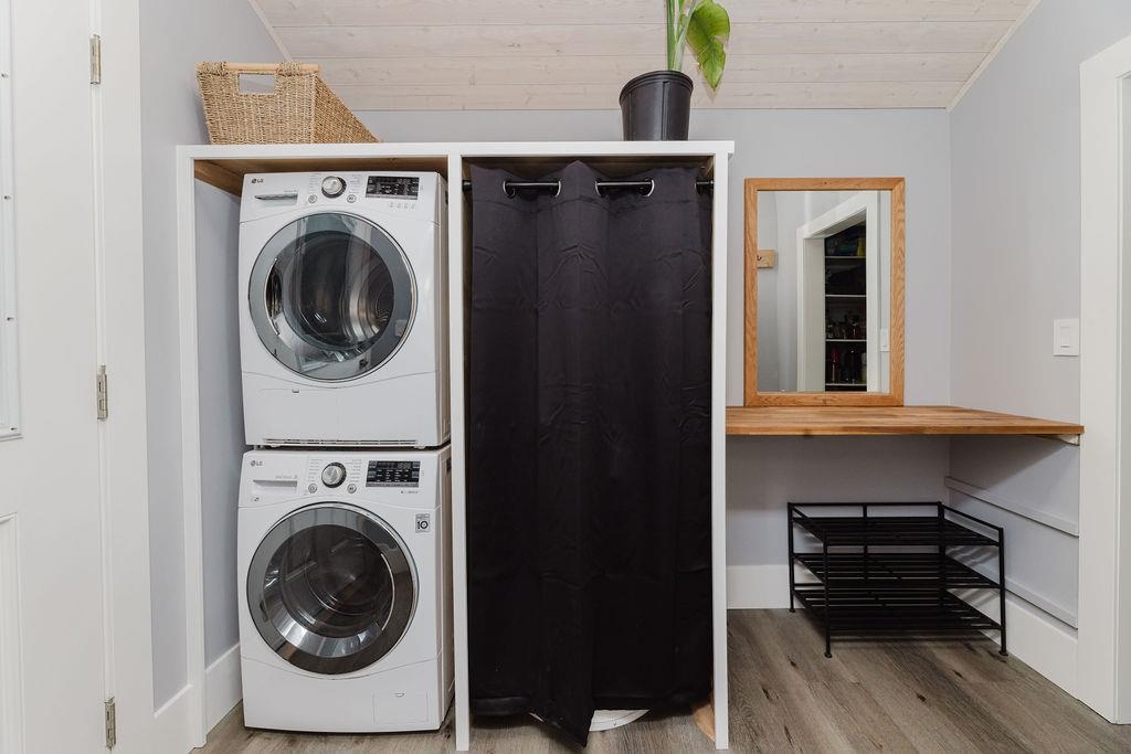Garage Interior Photo of 8048 Wildwood Road, Halfmoon Bay, BC