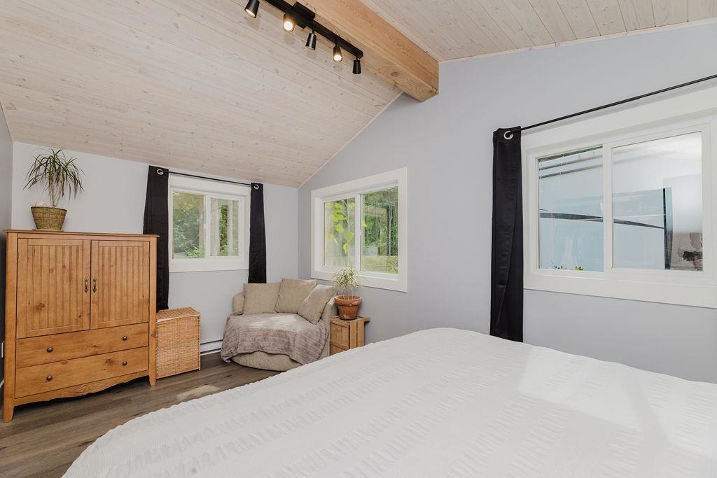 Mudroom Photo of 8048 Wildwood Road, Halfmoon Bay, BC