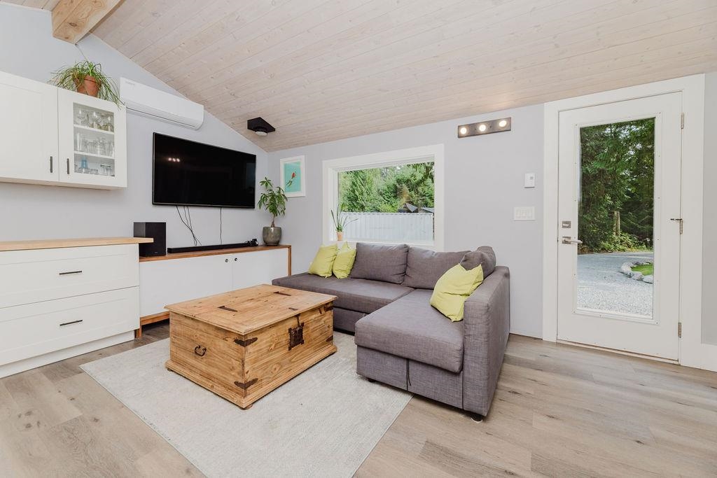 Office / Den Photo of 8048 Wildwood Road, Halfmoon Bay, BC