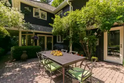 5797 Westport Road, West Vancouver, BC, West Vancouver — Single Family Residence for sale