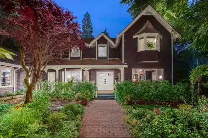 5797 Westport Road, West Vancouver, BC, West Vancouver — Single Family Residence for sale