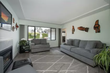 847 E 13th Street, North Vancouver, BC, North Vancouver — Single Family Residence for sale