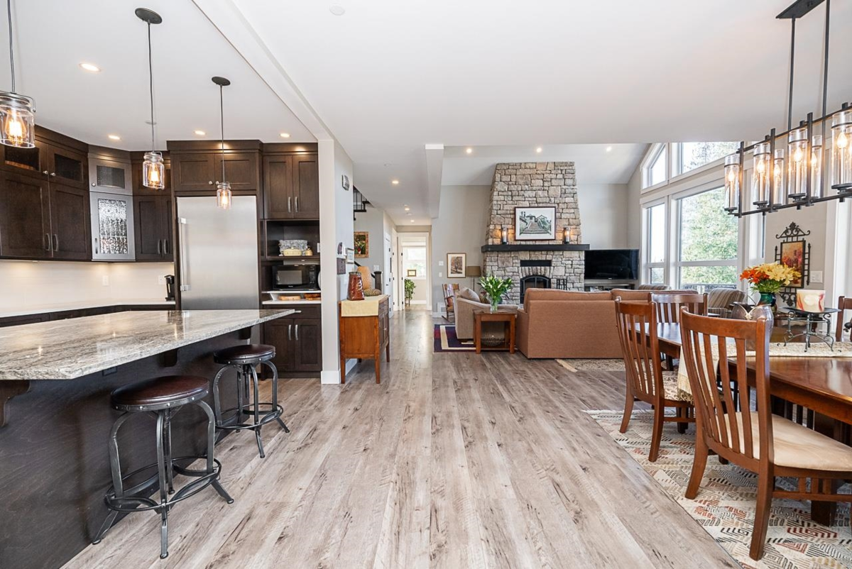 Kitchen Photo of 12 37885 Bakstad Road, Abbotsford, BC