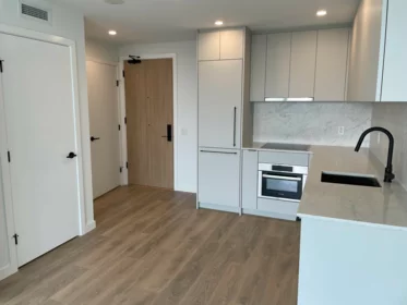 1704 13685 102 Avenue, Surrey, BC, Surrey — Apartment/Condo for sale