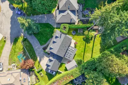 1943 133b Street, Surrey, BC, Surrey — Single Family Residence for sale