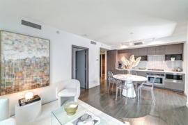 608 68 Smithe Street, Vancouver, BC