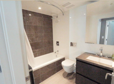 Primary Bathroom Photo of 704 1571 W 57th Avenue, Vancouver, BC