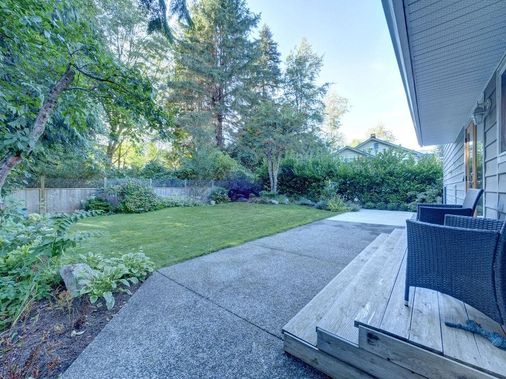 Dining Area Photo of 329 Burns Road, Gibsons, BC
