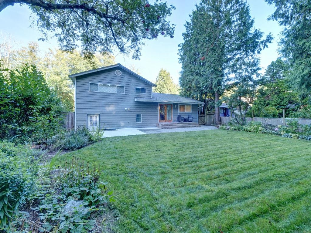 Living Room Photo of 329 Burns Road, Gibsons, BC