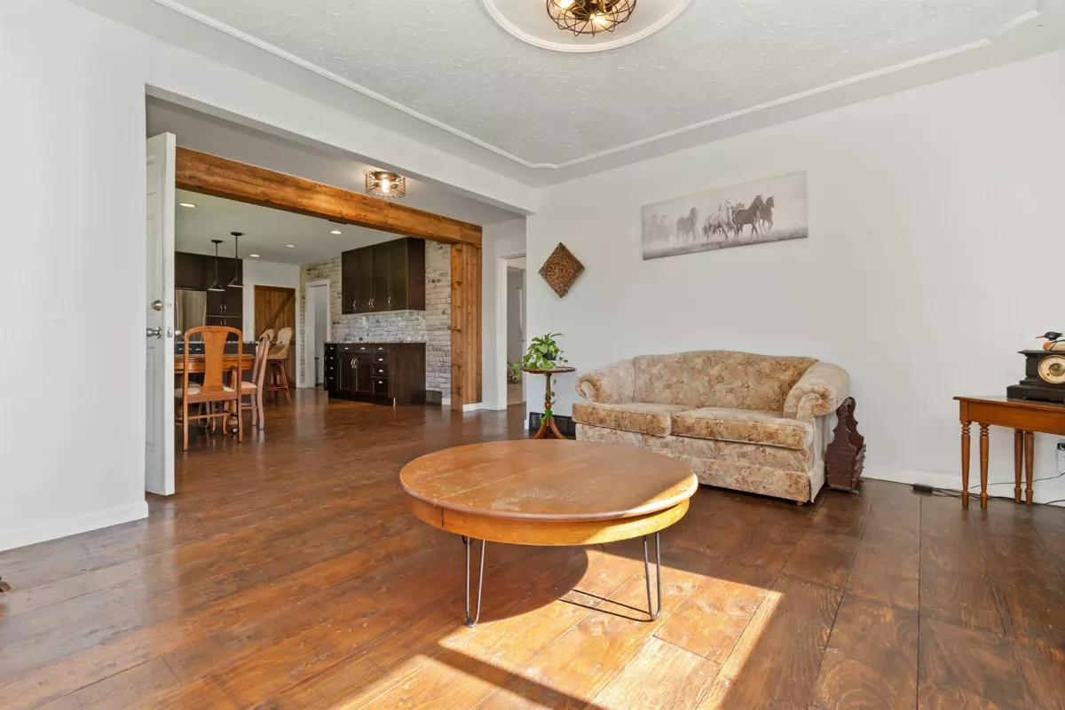 Breakfast Nook Photo of 6350 Sumas Prairie Road, Sardis - Greendale, BC