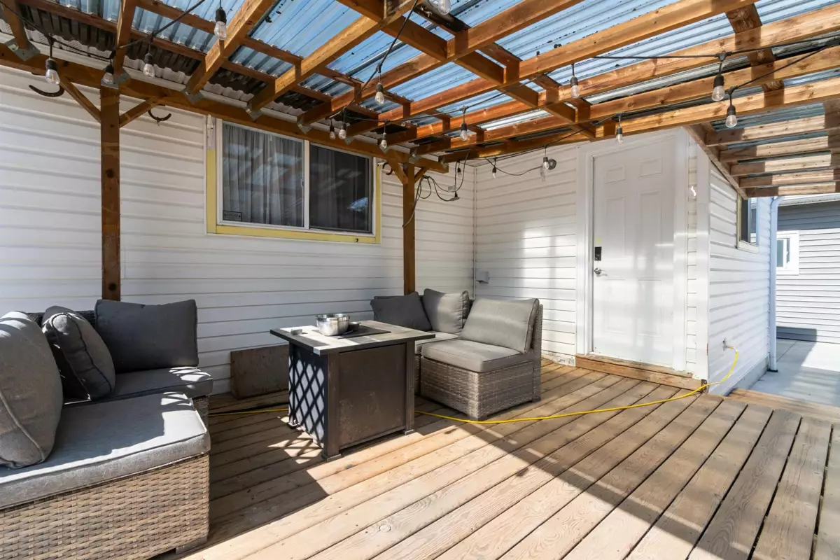 Front Yard Photo of 6350 Sumas Prairie Road, Sardis - Greendale, BC