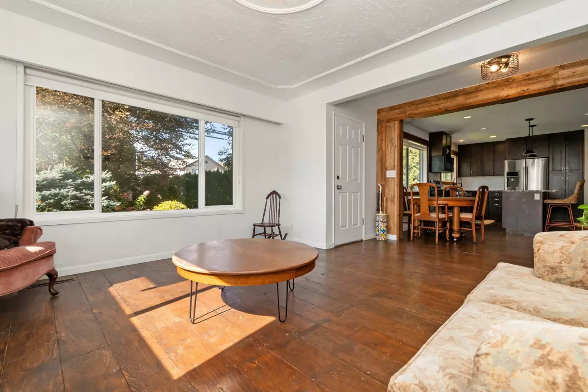 Primary Bedroom Photo of 6350 Sumas Prairie Road, Sardis - Greendale, BC