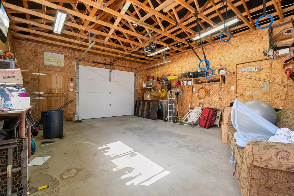 Staircase Photo of 6350 Sumas Prairie Road, Sardis - Greendale, BC