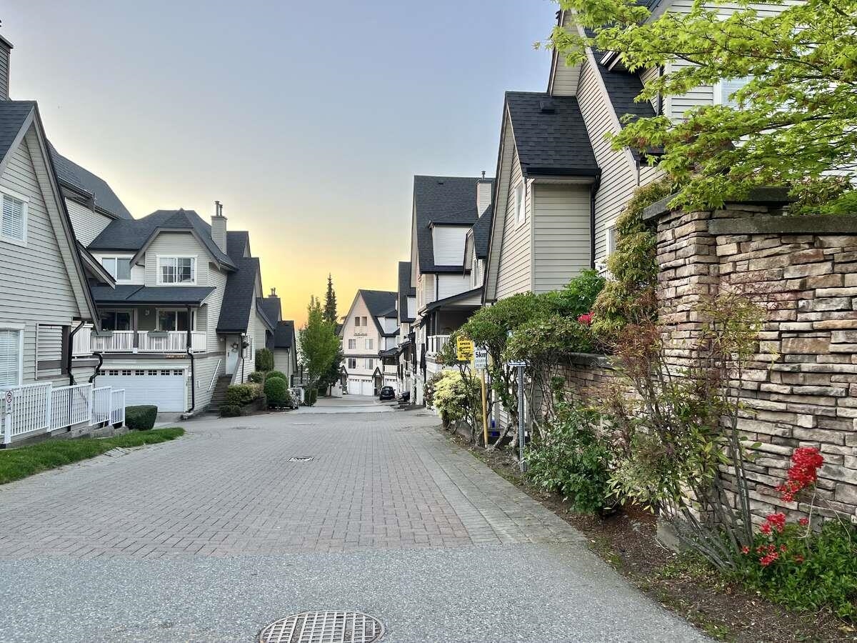 Exterior Rear Photo of 5 15355 26 Avenue, Surrey, BC