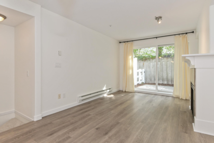 22 8890 Walnut Grove Drive, Langley, BC, Langley — Townhouse for sale
