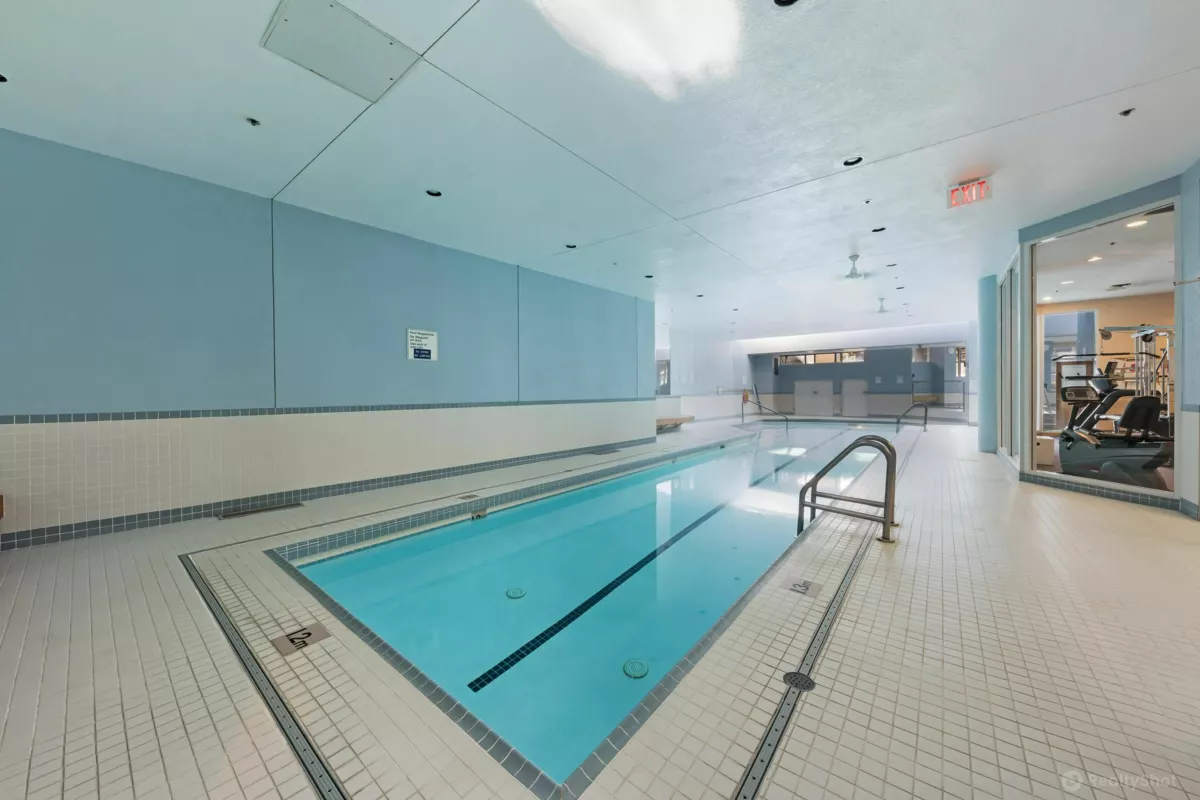 Mudroom Photo of 303 3950 Linwood Street, Burnaby, BC