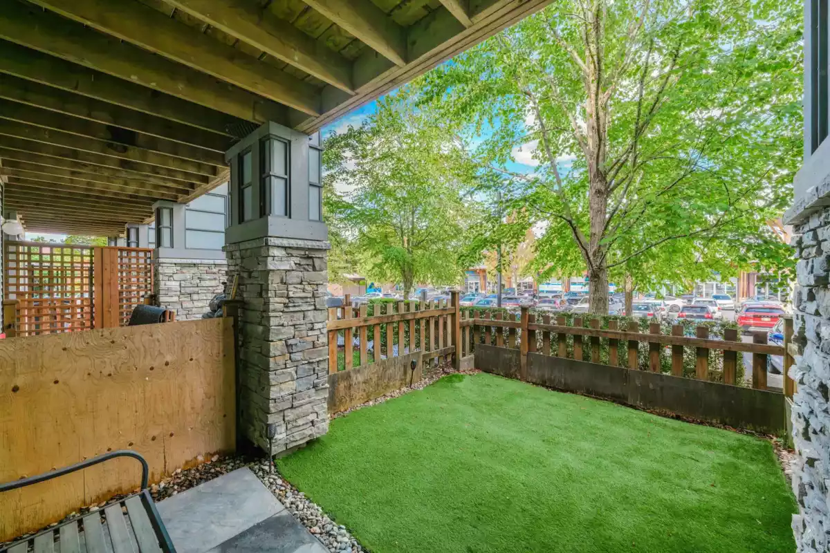 Powder Room Photo of 193 18701 66th Avenue, Surrey, BC