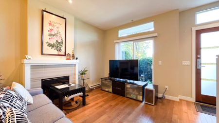 22 3788 Laurel Street, Burnaby, BC, Burnaby — Townhouse for sale