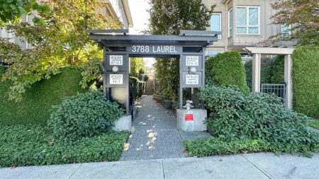 22 3788 Laurel Street, Burnaby, BC, Burnaby — Townhouse for sale