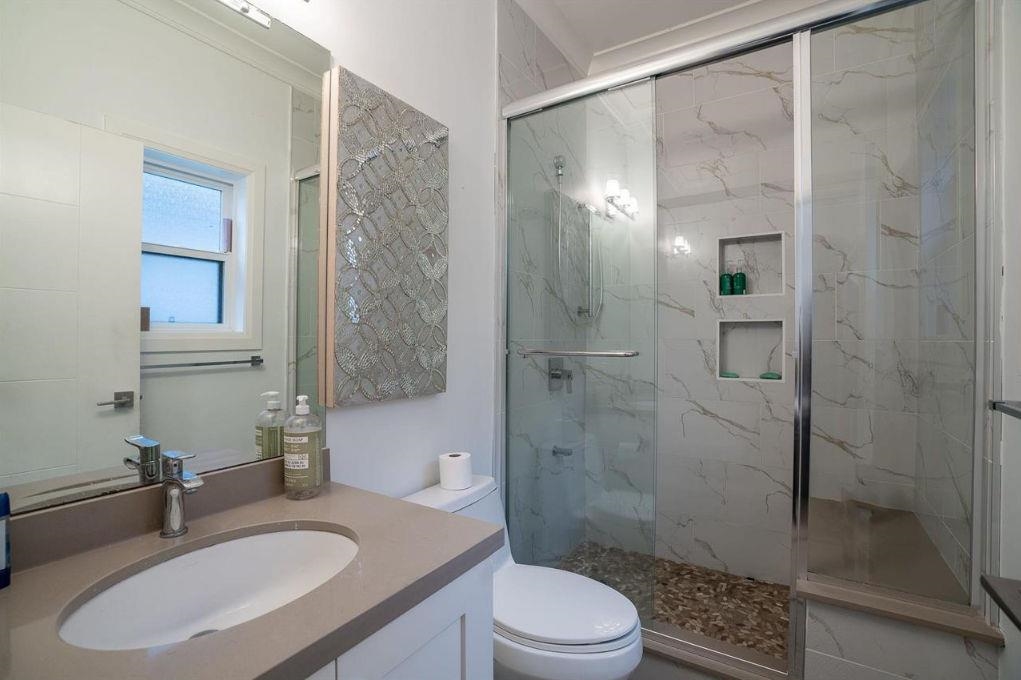 Basement Recreation Room Photo of 11897 82 Avenue, Delta, BC