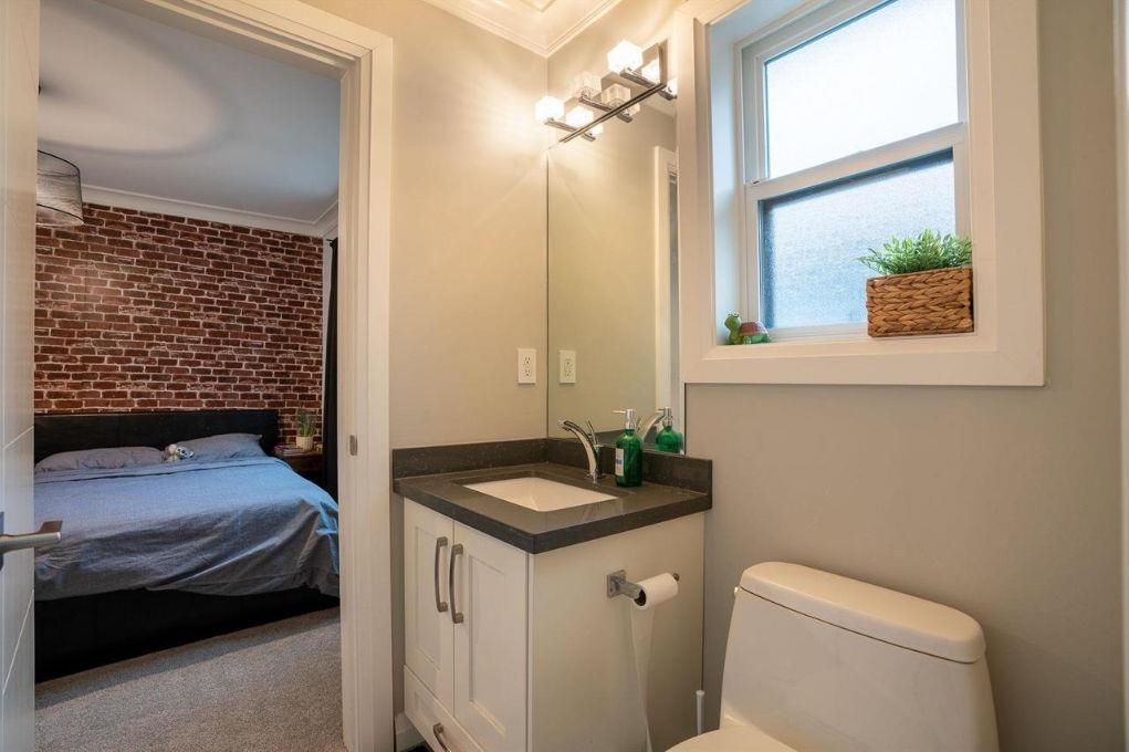 Front Yard Photo of 11897 82 Avenue, Delta, BC