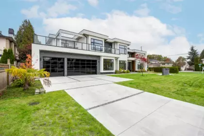 9240 Saunders Road, Richmond, BC