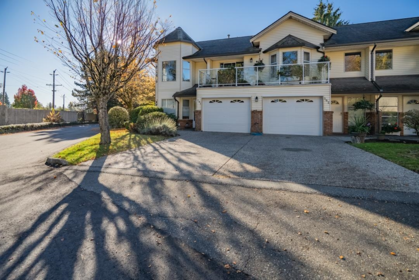 101 6841 138 Street, Surrey, BC, Surrey — Townhouse for sale