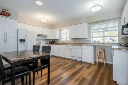 Breakfast Nook Photo of 7256 Smith Crescent, Langley, BC