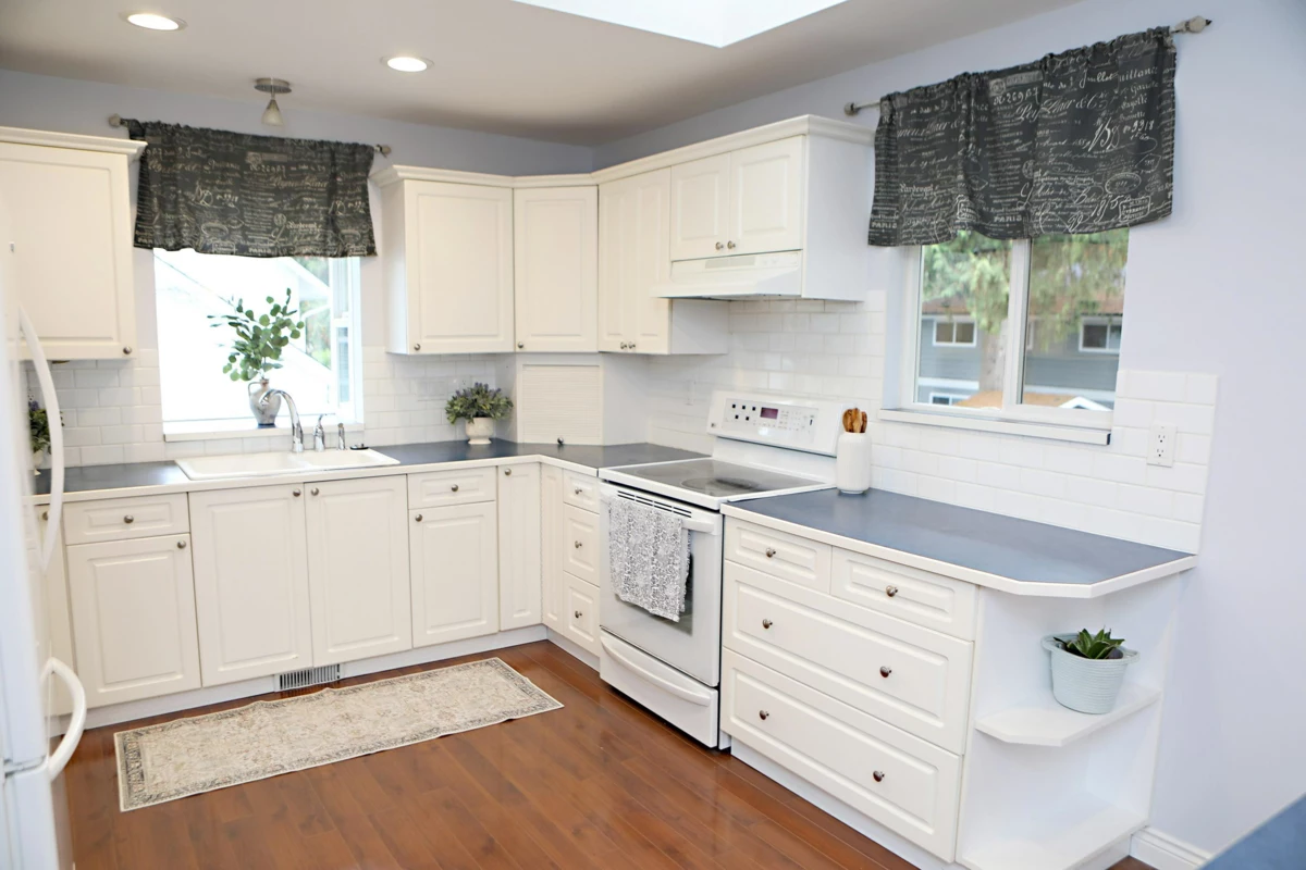 Kitchen Island Photo of 5316 Belair Drive, Tsawwassen, BC