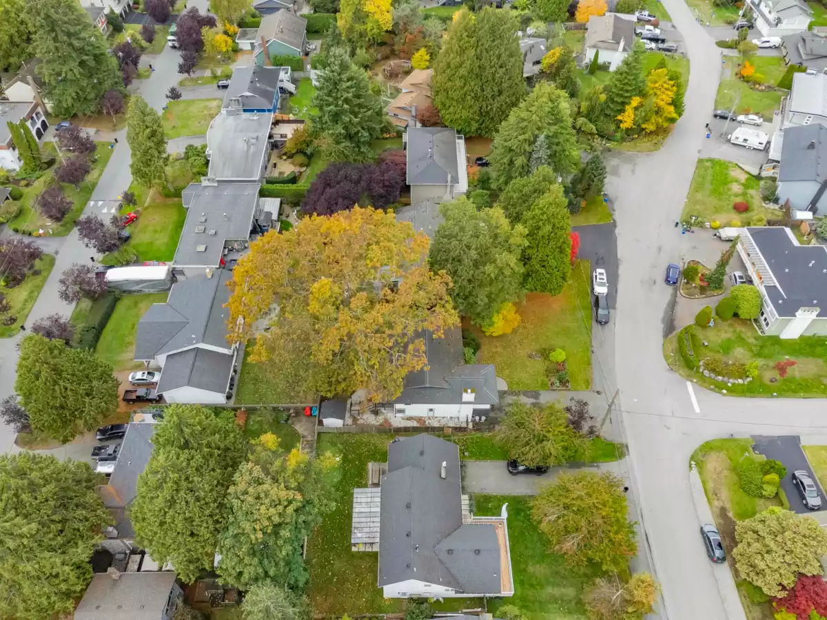 Swimming Pool Photo of 5316 Belair Drive, Tsawwassen, BC
