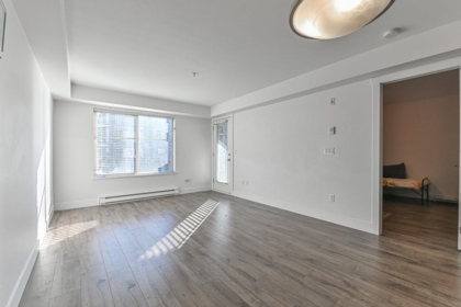 Walk-In Closet Photo of 215 45567 Yale Road, Chilliwack, BC
