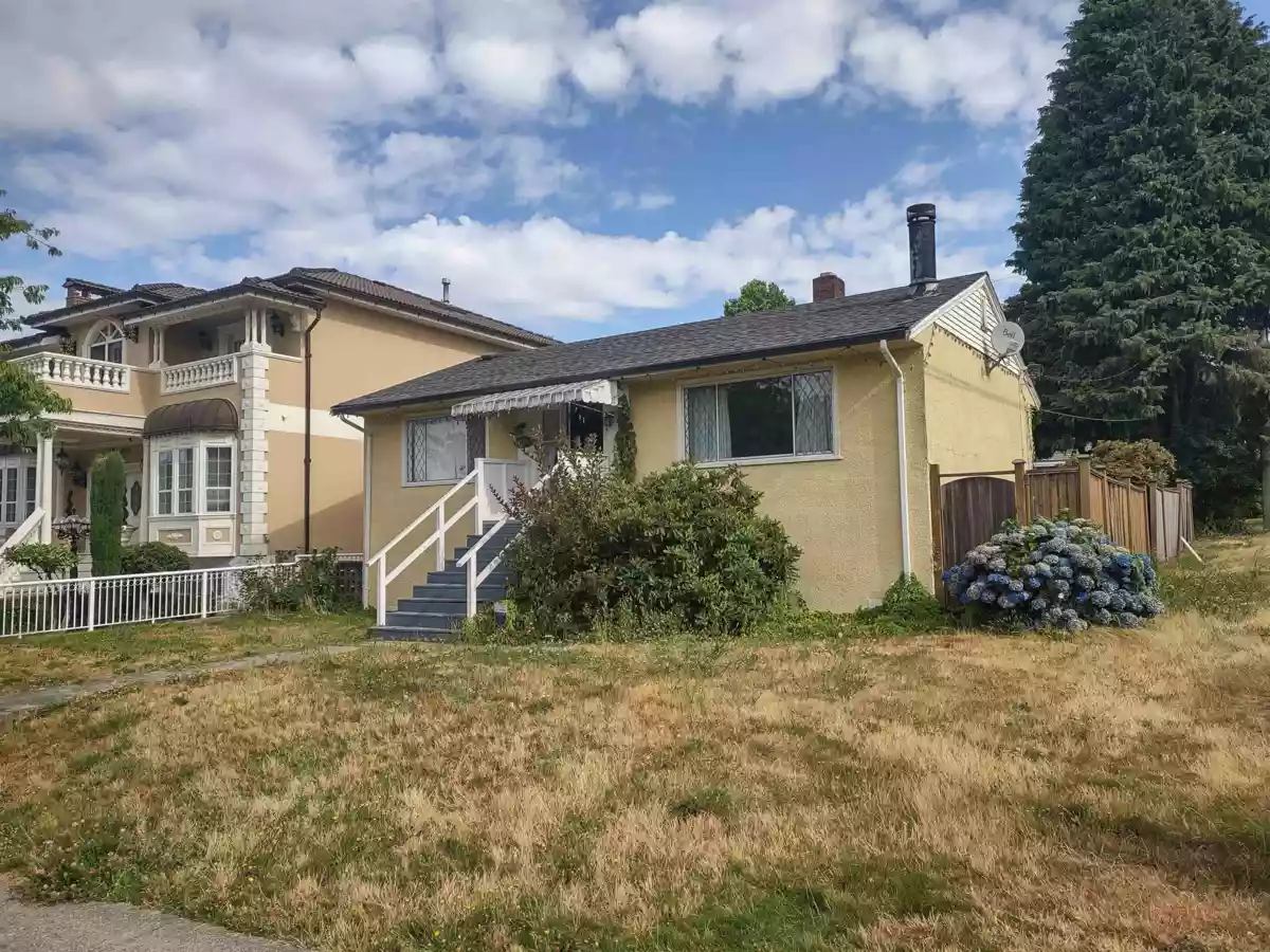 Exterior Rear Photo of 4195 William Street, Burnaby, BC