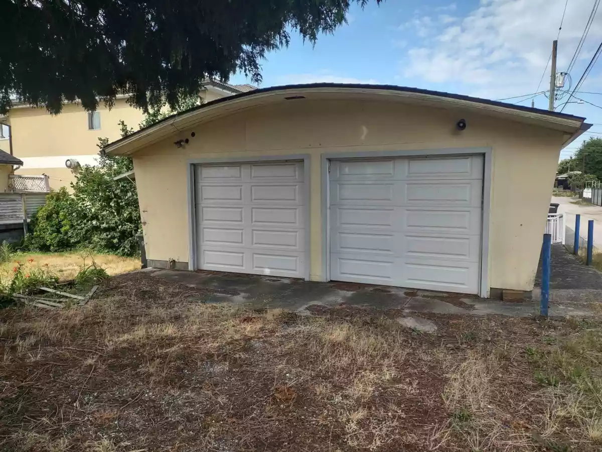 Kitchen Photo of 4195 William Street, Burnaby, BC