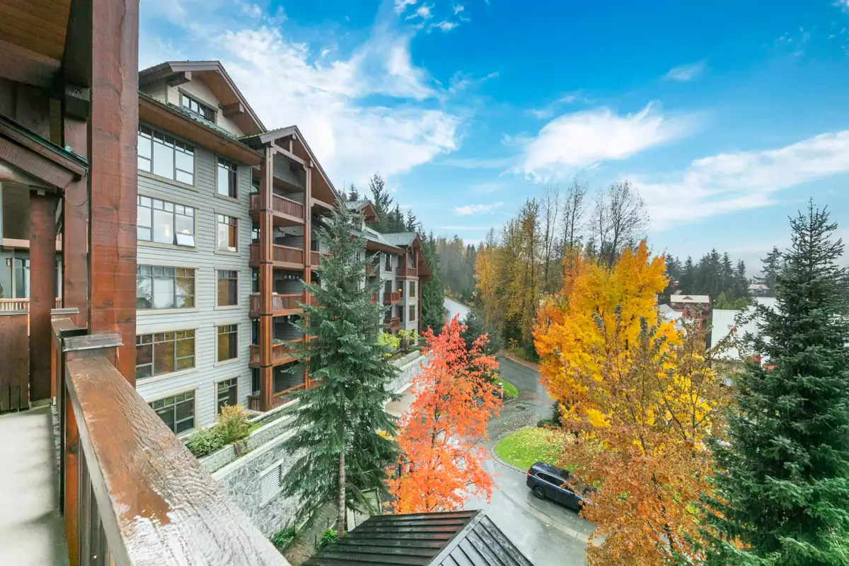 Guest Bathroom Photo of 401 2202 Gondola Way, Whistler, BC