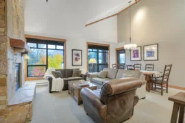 401 2202 Gondola Way, Whistler, BC