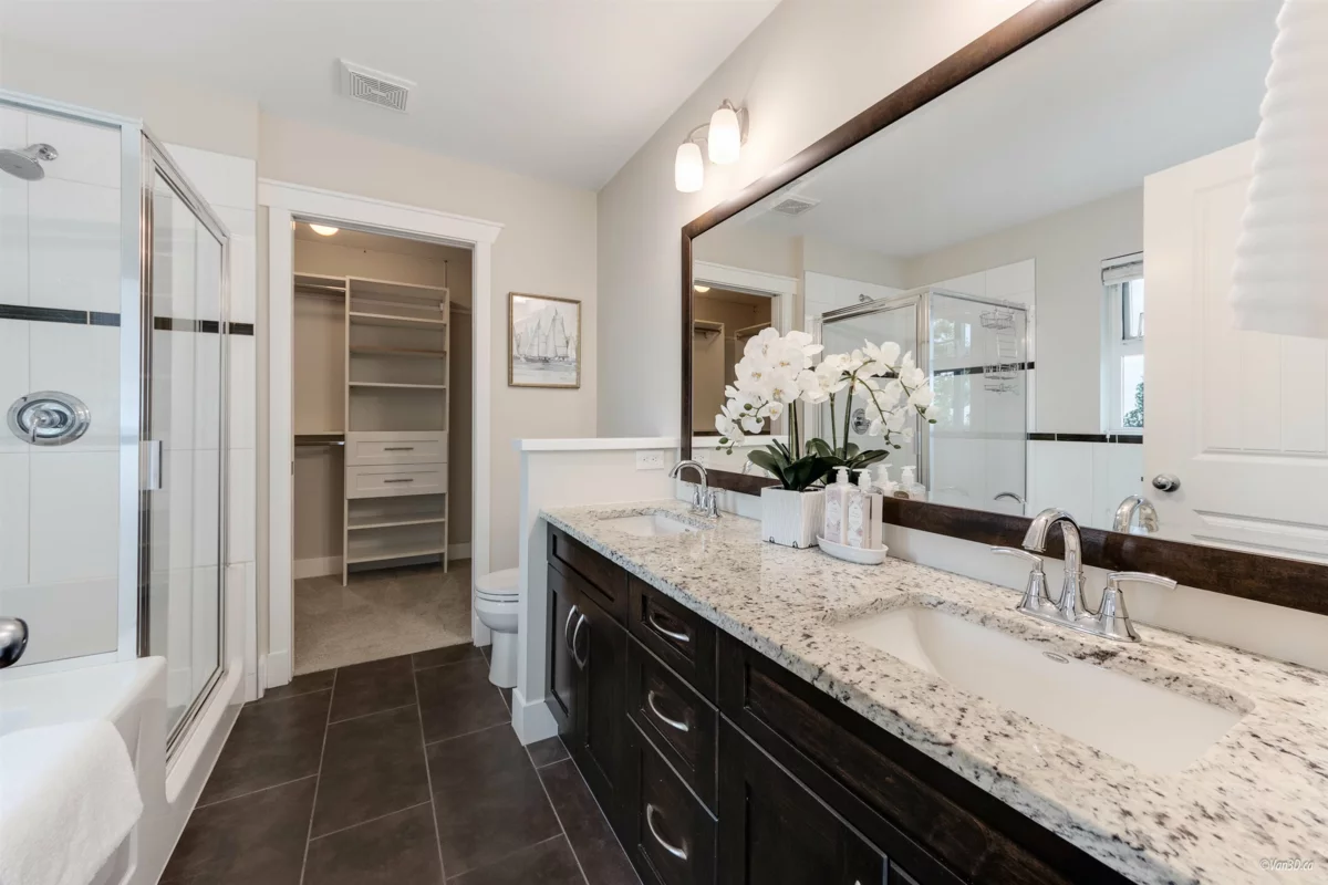 Entry Foyer Photo of 3462 Stephens Court, Coquitlam, BC