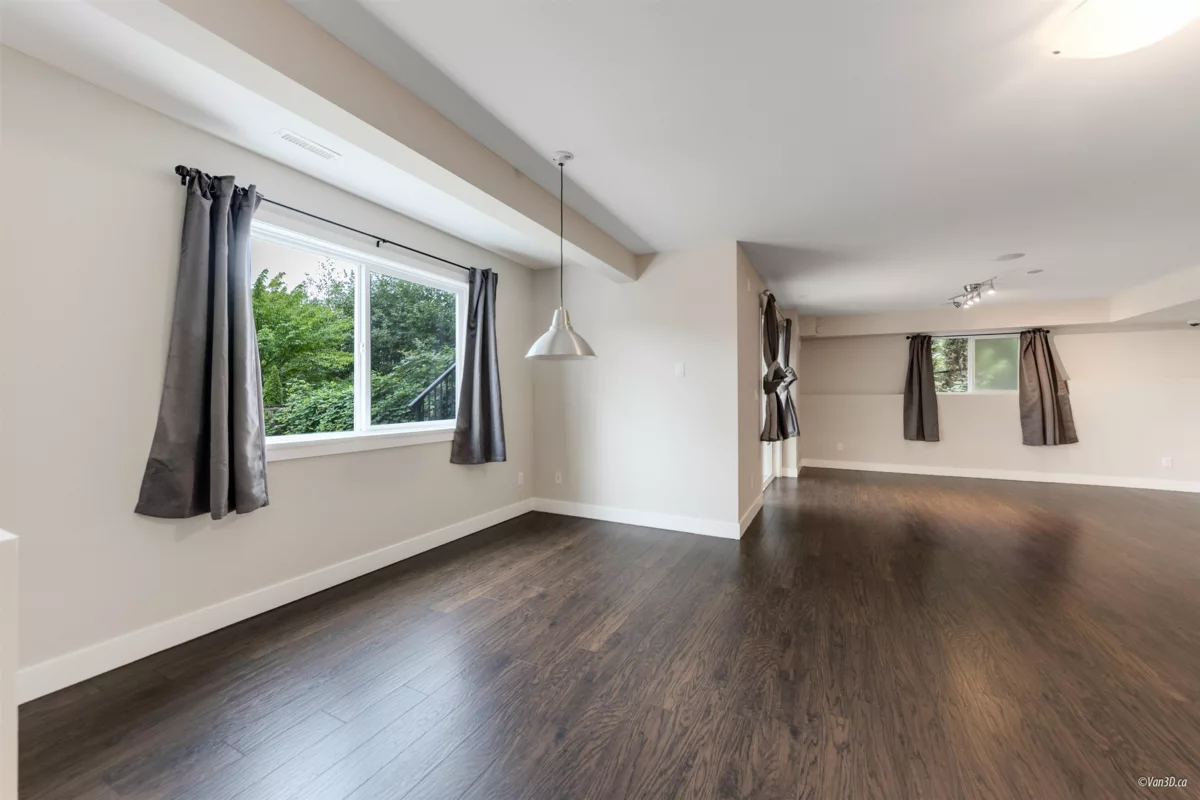 Garden / Landscaping Photo of 3462 Stephens Court, Coquitlam, BC