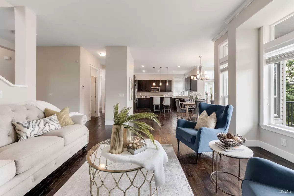 Kitchen Island Photo of 3462 Stephens Court, Coquitlam, BC