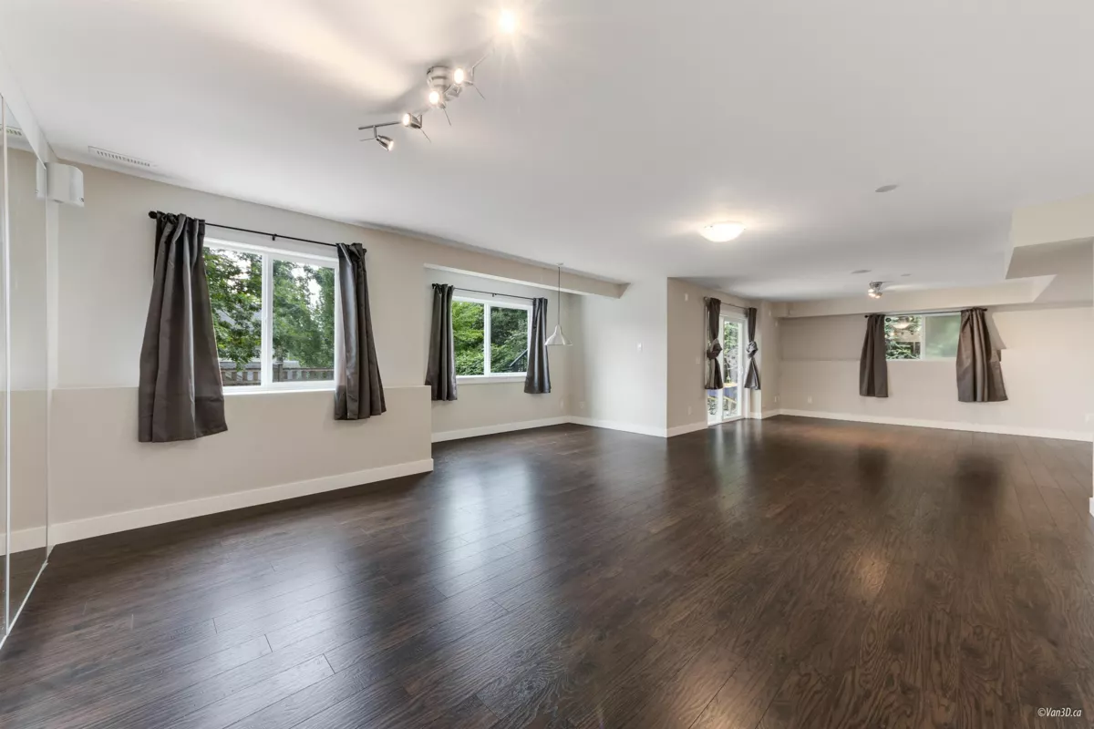 Swimming Pool Photo of 3462 Stephens Court, Coquitlam, BC