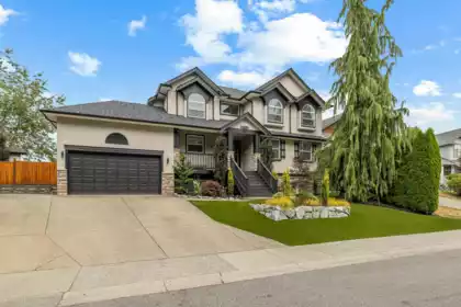 8540 Doerksen Drive, Mission, BC, Mission — Single Family Residence for sale