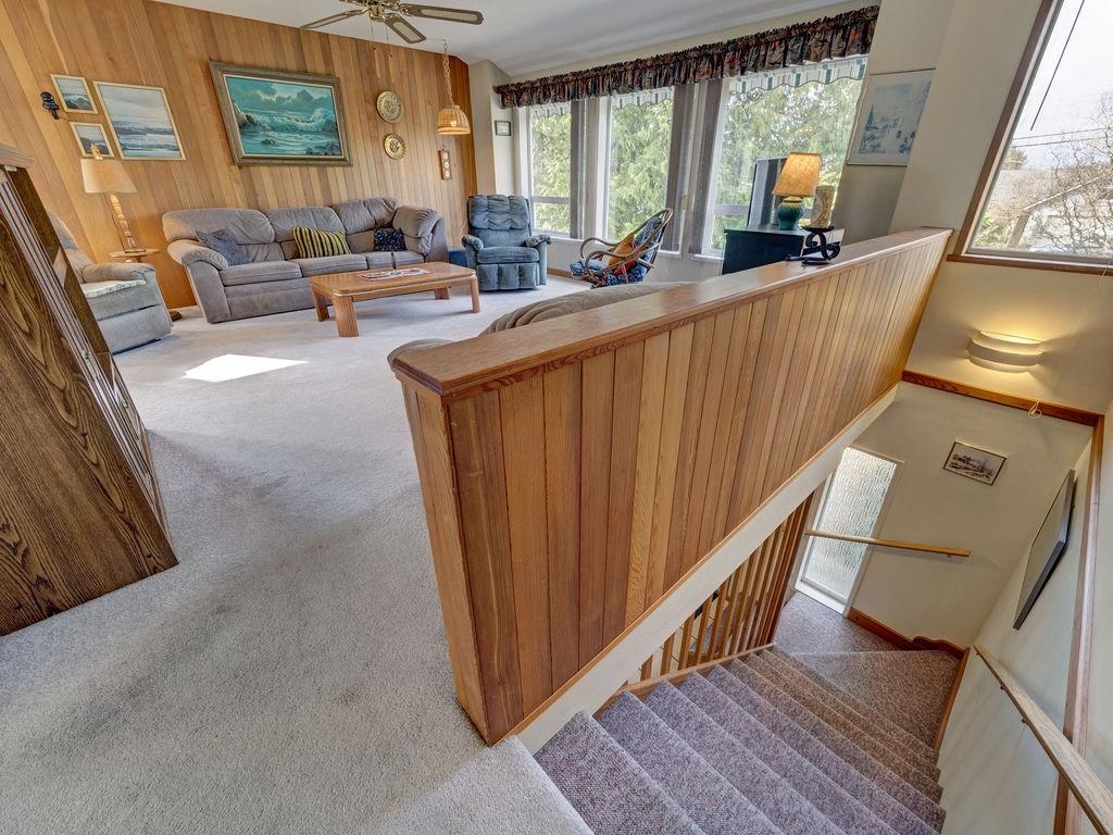 Primary Bathroom Photo of 5642 Nickerson Road, Sechelt, BC