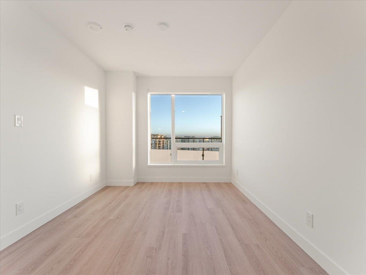 Staircase Photo of PH1506 7977 Lansdowne Road, Richmond, BC