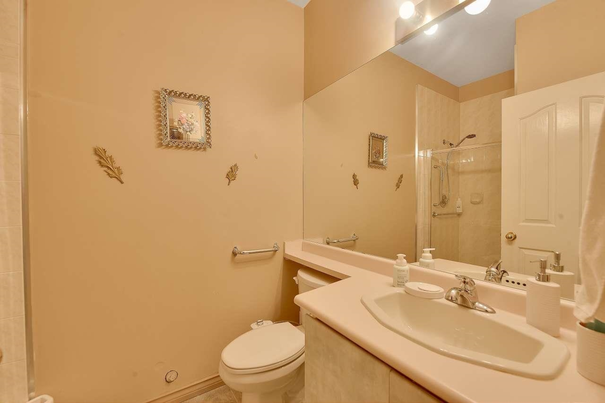 Powder Room Photo of 14958 83a Avenue, Surrey, BC