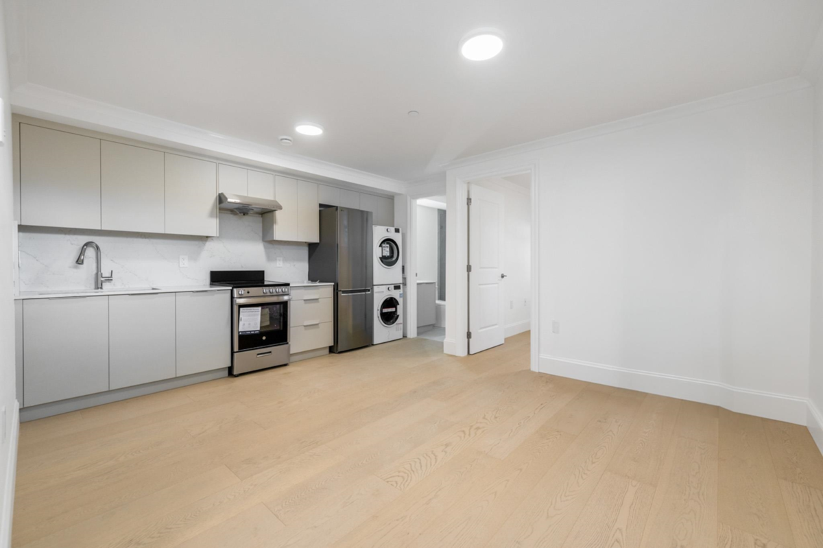 Bedroom 3 Photo of 5081 Crown Avenue, Vancouver, BC