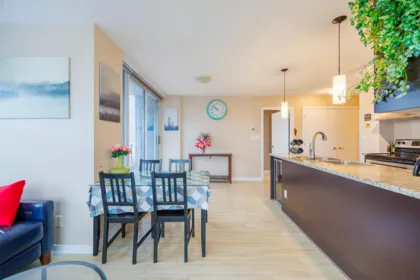 3207 689 Abbott Street, Vancouver, BC, Vancouver — Apartment/Condo for sale