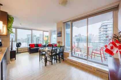 3207 689 Abbott Street, Vancouver, BC, Vancouver — Apartment/Condo for sale