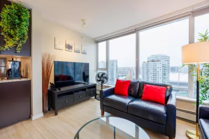 3207 689 Abbott Street, Vancouver, BC, Vancouver — Apartment/Condo for sale