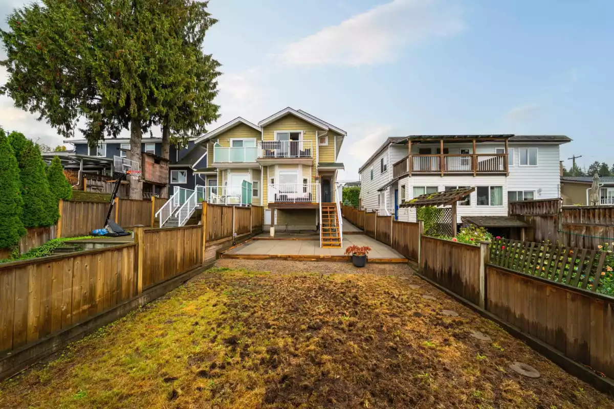 Outdoor Deck Photo of 1126 Rochester Avenue, Coquitlam, BC