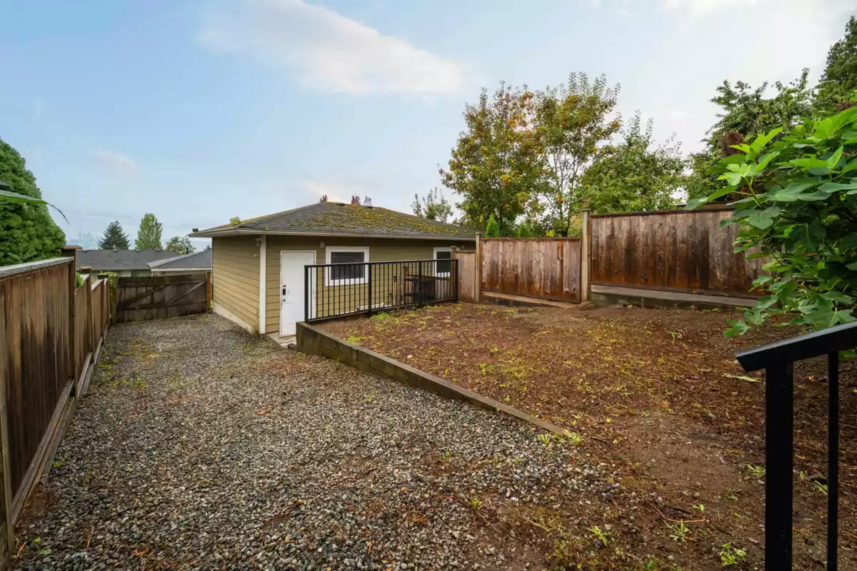 Swimming Pool Photo of 1126 Rochester Avenue, Coquitlam, BC