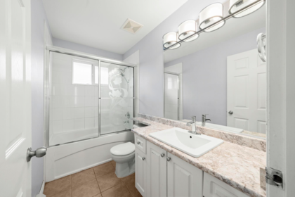 Guest Bathroom Photo of 31449 Legacy Court, Abbotsford, BC